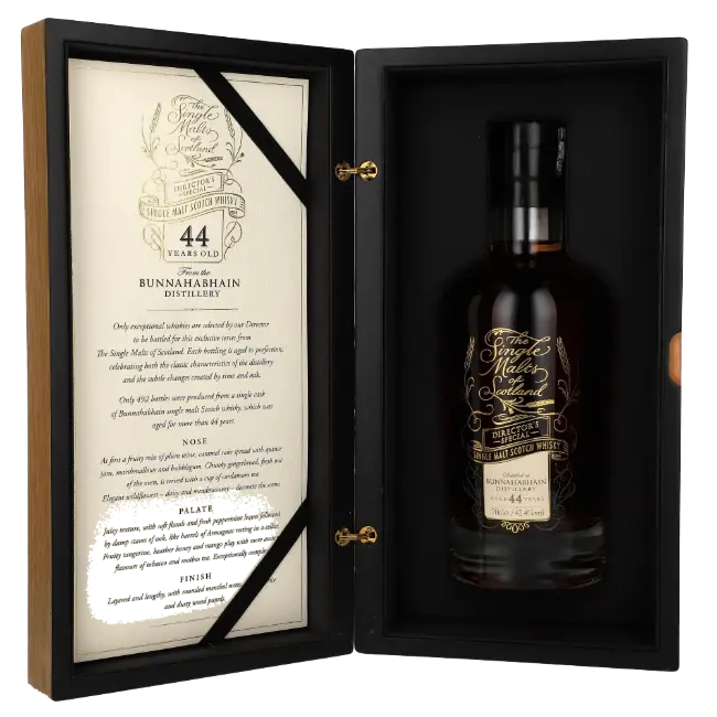 zdjęcie produktu BUNNAHABHAIN 44Y DIRECTOR'S 42,4%  0,7L 1